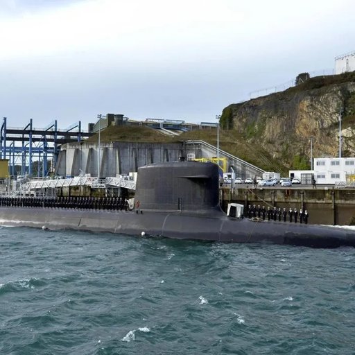 Enquête ouverte après le survol par des drones de la base des sous-marins nucléaires