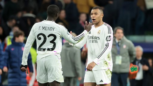 Ferland Mendy de retour au Real Madrid après six mois d'absence