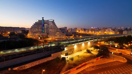 Governo Entrega Habitação Acessível em Lisboa e Ajusta Metas do PRR