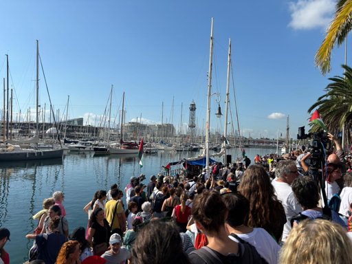 Flotilha Humanitária para Gaza Enfrenta Bloqueio Israelita