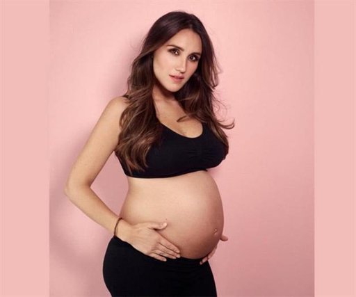 Dulce María anuncia su segundo embarazo a los 39 años