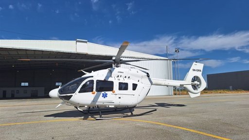 Inoperacionalidade de helicóptero do INEM no Algarve força transporte de recém-nascido por ambulância