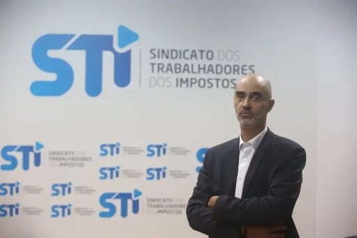 Sindicato denuncia colapso da investigação fiscal e exige medidas urgentes