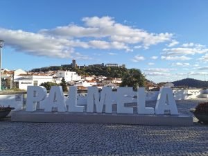 Município de Palmela entrega chaves de mais três habitações a famílias carenciadas