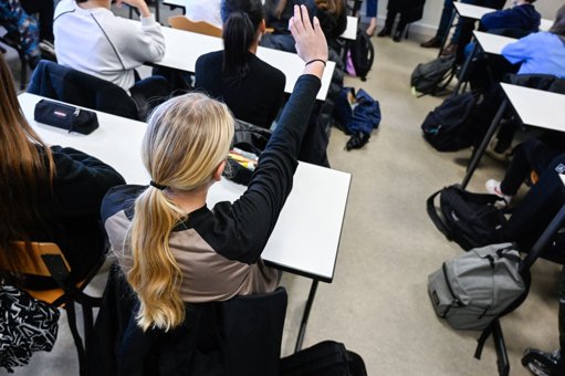 Près de 10 millions d'heures de cours perdues au collège, alerte la Cour des comptes