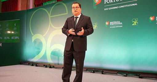 Governo compromete-se com redução plurianual do IRS até 2029