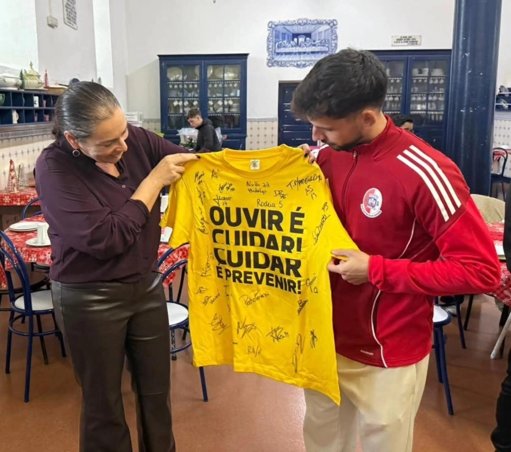 União Desportiva de Santarém leva solidariedade e espírito natalício a lar de crianças e jovens