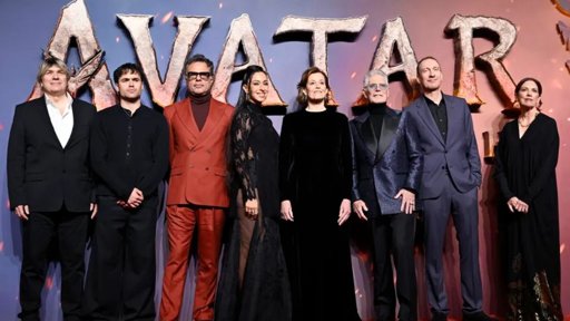 Taquilla de cine en EU no cumple expectativas en 2025 pese a impulso de 'Avatar'