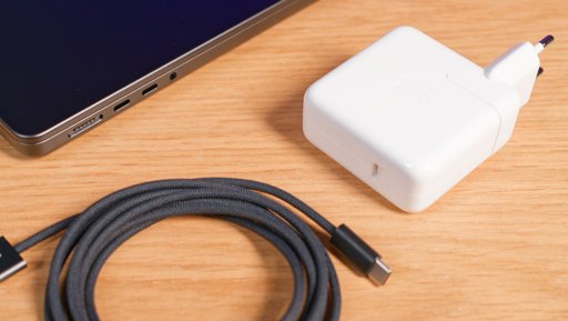 Les nouveaux MacBook Pro vendus sans chargeur en Europe