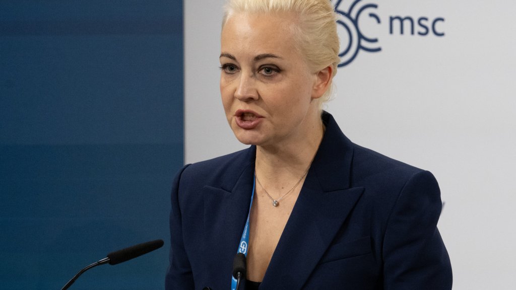 Cimeira no Alasca: Trump e Putin reúnem-se para decidir o futuro da Ucrânia à margem da Europa