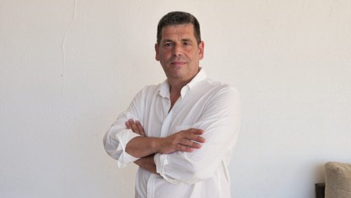 Impasses na Instalação de Autarquias Revelam Fragmentação do Poder Local