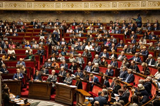 L'impasse budgétaire au Parlement menace de paralyser l'État