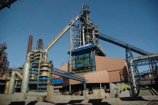 Avanza proceso de quiebra de AHMSA con próxima subasta y protestas de exobreros