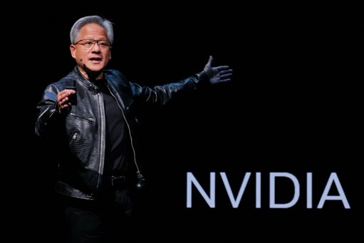 Acciones de Nvidia se disparan y rozan los 4,9 billones de dólares de capitalización