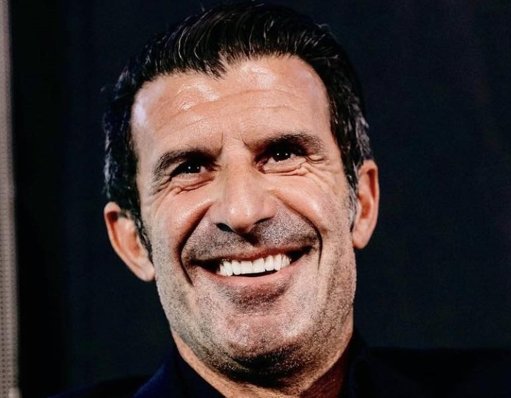Publicação Enigmática de Luís Figo Gera Especulação sobre Candidatura à Presidência