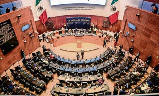 Sheinbaum impulsa reformas para limitar amparos y fortalecer la protección industrial