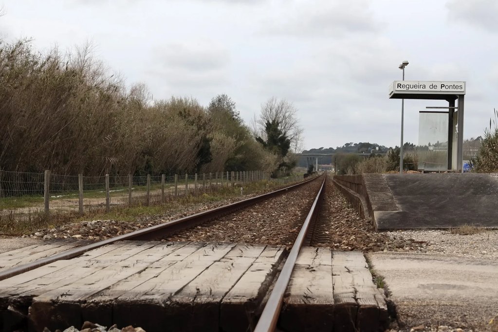 Assinatura de Contrato do TGV Avança com Incerteza sobre Estação de Gaia