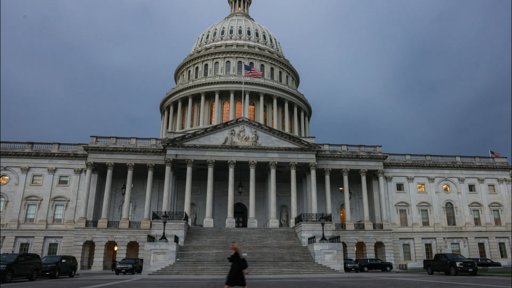 Impasse Orçamental sobre Saúde Leva a 'Shutdown' Prolongado do Governo Federal