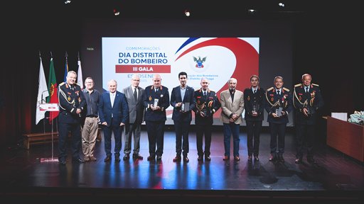 Bombeiros de Guimarães distinguidos com Prémio de Mérito na Gala da Federação Distrital