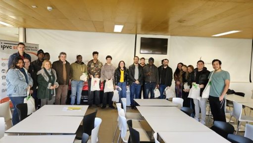 Politécnico de Viana do Castelo Oferece Cabazes de Natal a Estudantes Internacionais