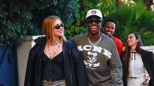 Virgínia Fonseca e Vini Jr.
Oficializam Namoro nas Redes Sociais