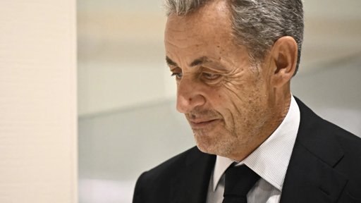 Ex-Presidente Francês Nicolas Sarkozy Condenado a Prisão Efetiva