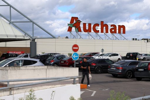 Grande distribution : Auchan s'allie à Intermarché pour ses supermarchés