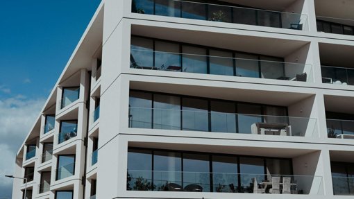 Banco de Portugal Analisa Fatores Demográficos e de Oferta na Crise da Habitação