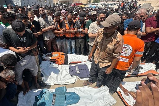 Ataque israelita a hospital em Gaza mata seis jornalistas e gera condenação internacional