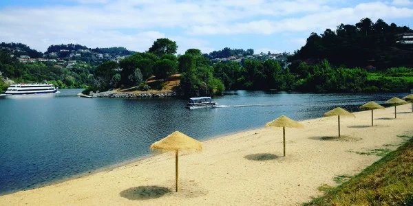 Empresário morre em colisão de motas de água com a filha no rio Douro