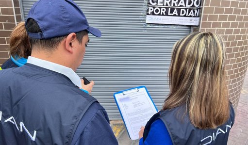 DIAN Cierra 47 Establecimientos en Bogotá por Incumplimientos en Facturación Electrónica