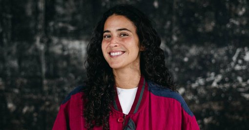 Cantora MARO Detalha Carreira Internacional e Processo Criativo em Podcast