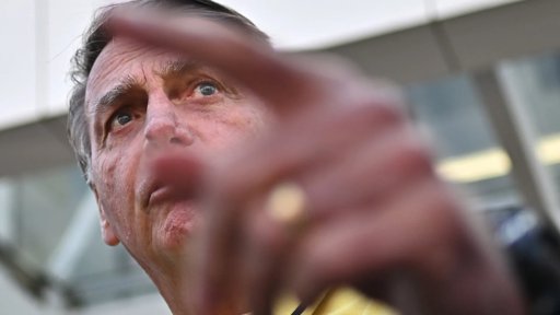 Pressão Económica sobre o Brasil em Retaliação pelo Julgamento de Bolsonaro