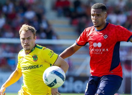 Paços de Ferreira resgata ponto em Oliveira de Azeméis com golo nos descontos