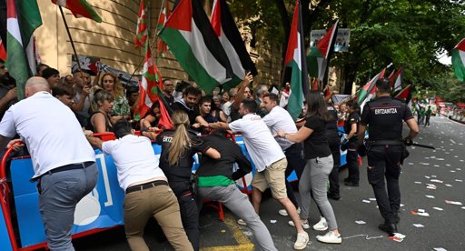 Protestas pro-palestinas obligan a neutralizar etapa de la Vuelta a España; no hay ganador