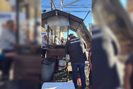 Gobierno municipal reubica a 65 comerciantes ambulantes de la Zona Centro