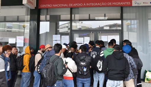 AIMA notifica mais de nove mil estrangeiros para abandonarem o país