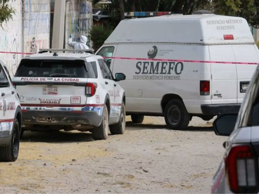 Hallan cadáver de un hombre dentro de un tambo en una bodega de Puebla