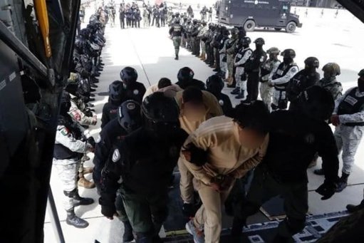 México y EE.

UU.

Negocian Tercera Entrega Masiva de Capos del Narcotráfico