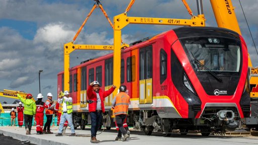 Llegada del primer tren del Metro de Bogotá marca un hito histórico para la capital