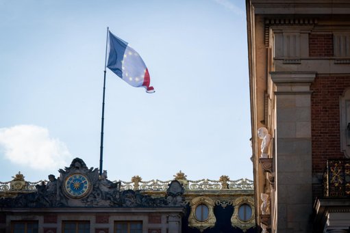 S&P revê em baixa rating de França para o nível de Portugal