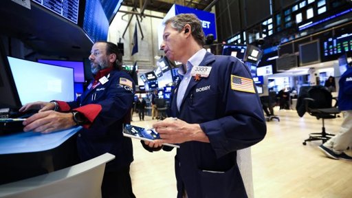 Apple dépasse les 4 000 milliards de dollars de capitalisation boursière