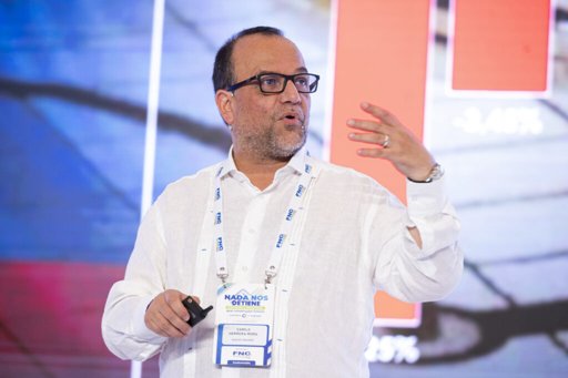 Debate por Salario Mínimo de 2026: Gobierno Propone Alza Superior al 10 %, Empresarios Advierten Riesgos