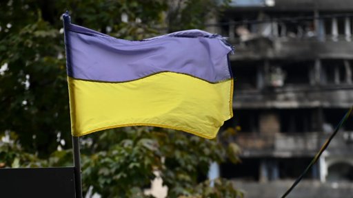 União Europeia Rejeita Limitações a Kiev e Exige Papel Central nas Negociações de Paz