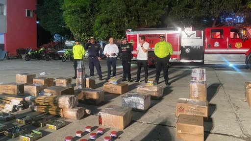 Autoridades del Atlántico Golpean la Venta Ilegal de Pólvora y Licor Adulterado