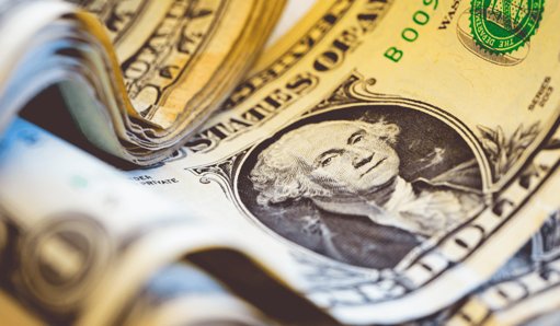 Precios del petróleo fluctúan ante preocupaciones sobre oferta y demanda global