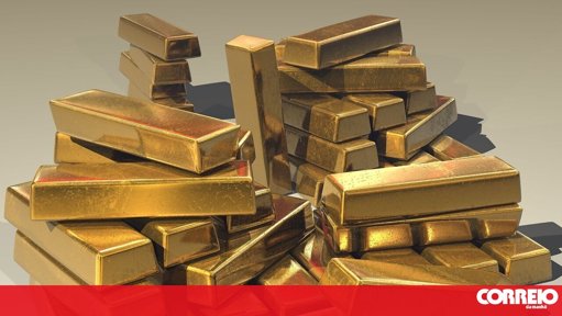 Preço do ouro atinge novo máximo histórico perto dos 4.000 dólares por onça