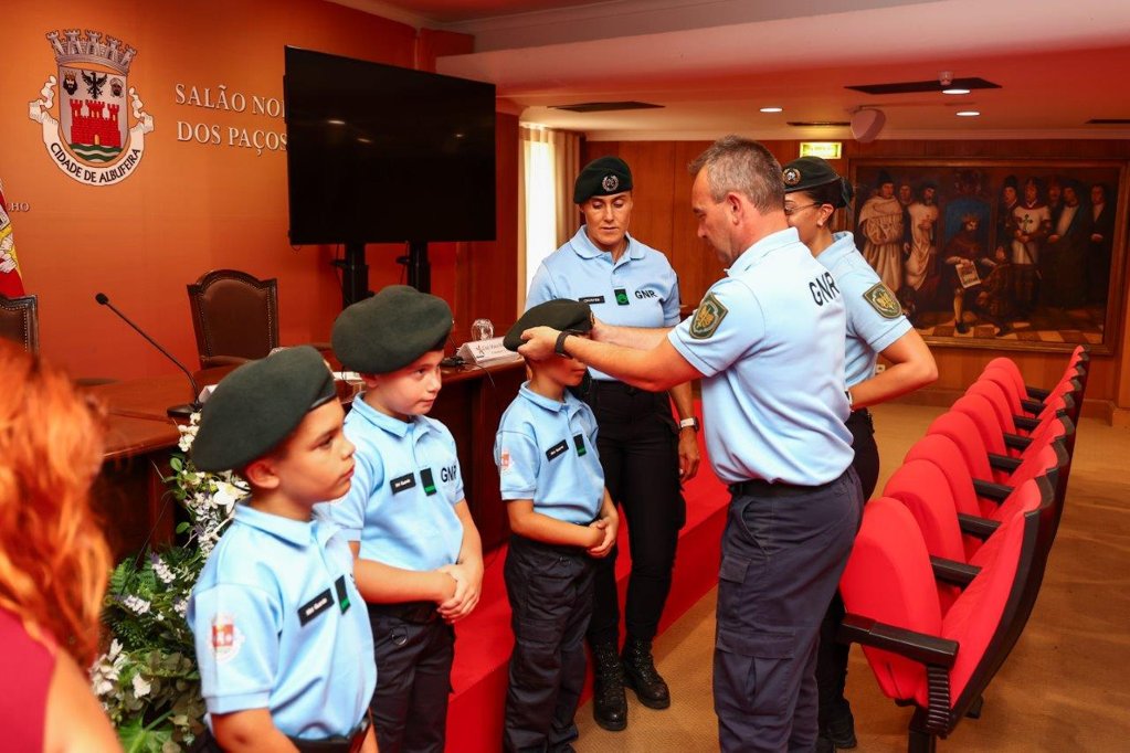 GNR e autarquia de Albufeira lançam projeto 'mini-guardas' para promover cidadania nas escolas