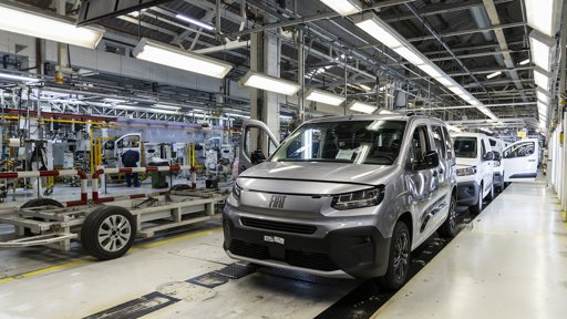 Indústria de Componentes Automóveis Prevê Quebra nas Vendas Devido a Tensões Comerciais