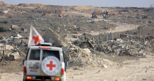 La restitution des corps des otages, un enjeu humanitaire persistant